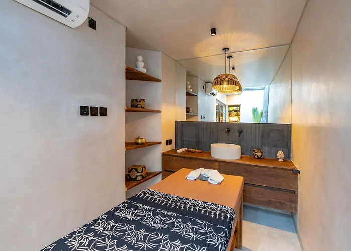 Villa Zee Design & Sanur