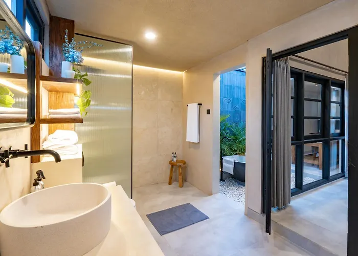 Zee Design & Villa *